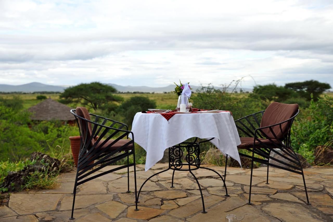 Kia Lodge Arusha Buitenkant foto